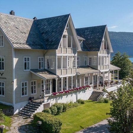 Visnes Hotel ストリン エクステリア 写真