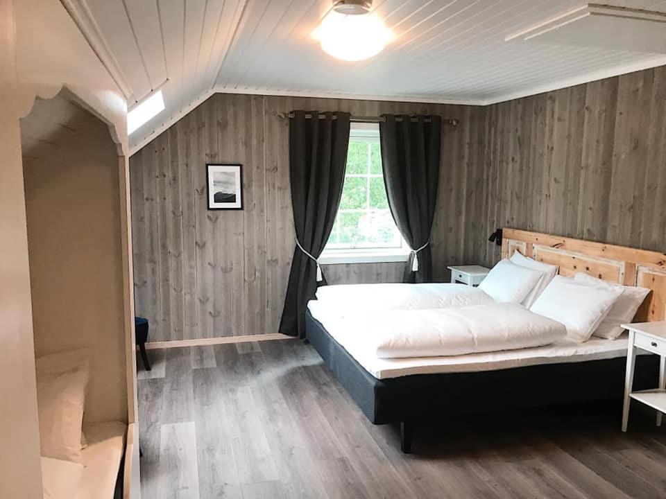 Visnes Hotel ストリン エクステリア 写真