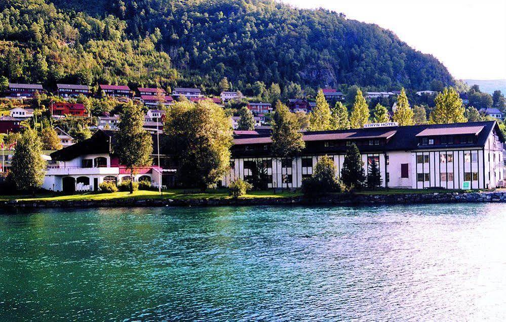 Visnes Hotel ストリン エクステリア 写真