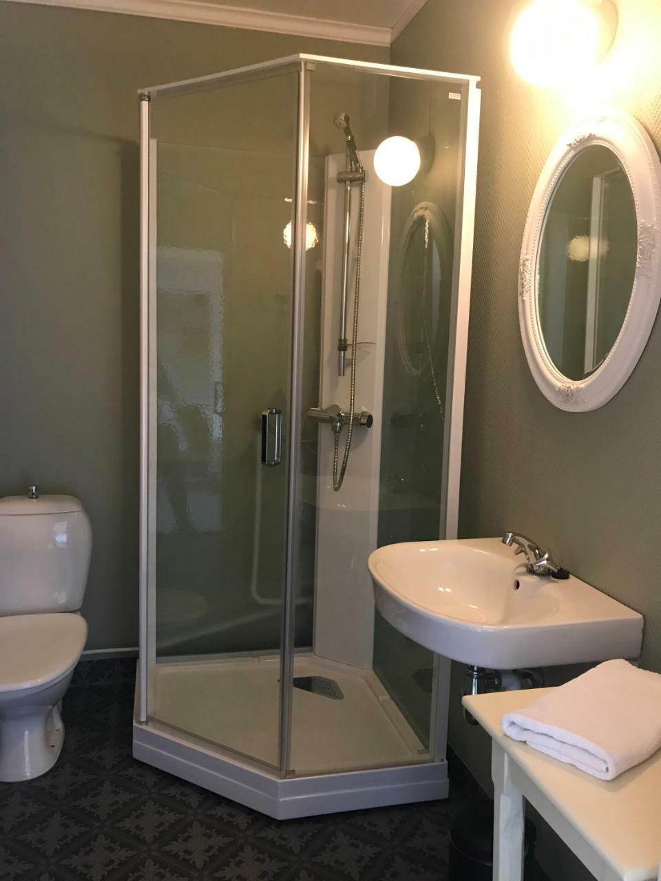Visnes Hotel ストリン エクステリア 写真